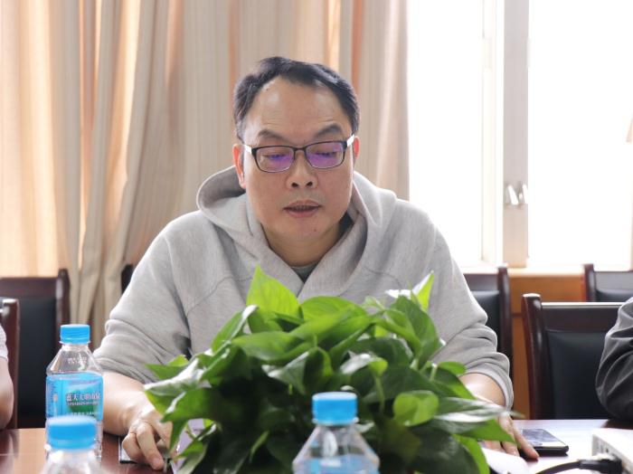 6周兴耀出席并讲话。。。。。谭倩文 摄_700x524.jpg