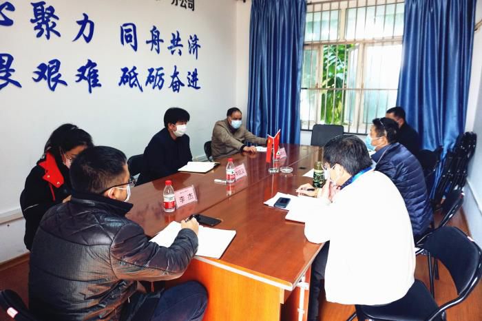 2聚会现场。。。。。。。谢微旋 摄700.jpg