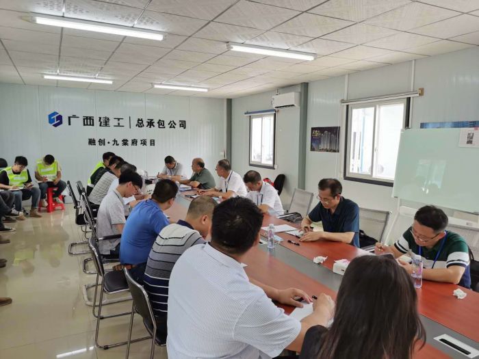 聚会现场。。。。。。 叶振鹏 摄.jpg