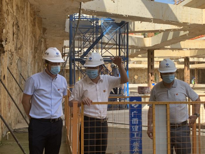 项目调研现场。。。。。。。。杨桂峰 摄.jpg