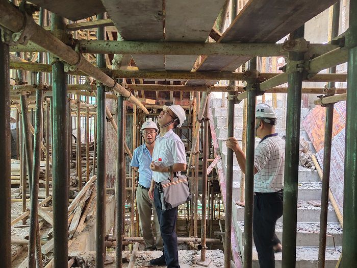 集团检查组视察项目现场。。。。。屈元彪摄.jpg