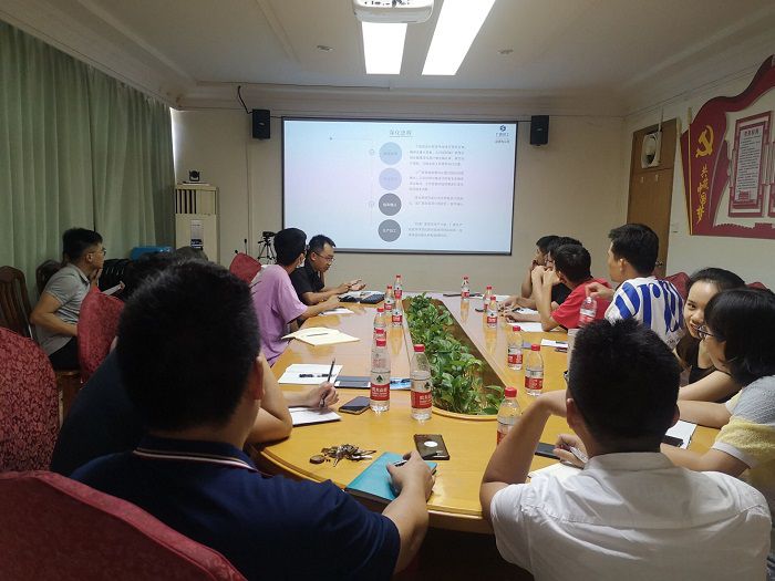 聚会现场。。。。。。邓灿滨 摄.jpg