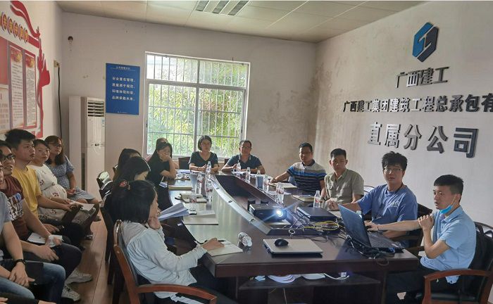 聚会现场。。。。。。 陆黎婷 摄.jpg