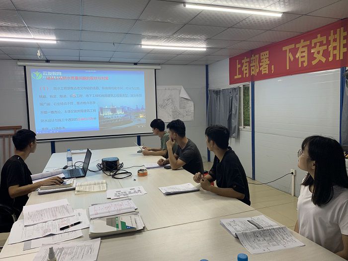 培训现场。。。。。。。梁宗吕 摄.jpg