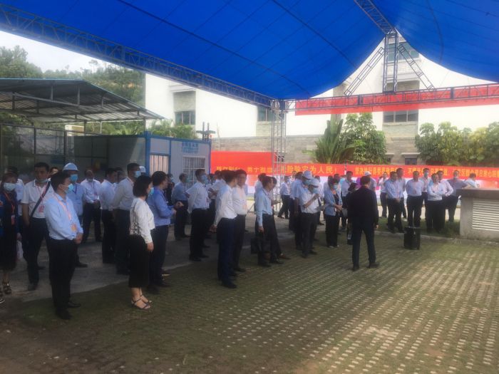 52视察现场。。。。。刘彩凤 摄.jpg