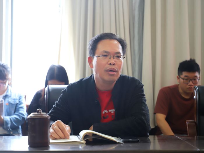 陈祖训作讲话。。。。。。谭龙 摄.jpg