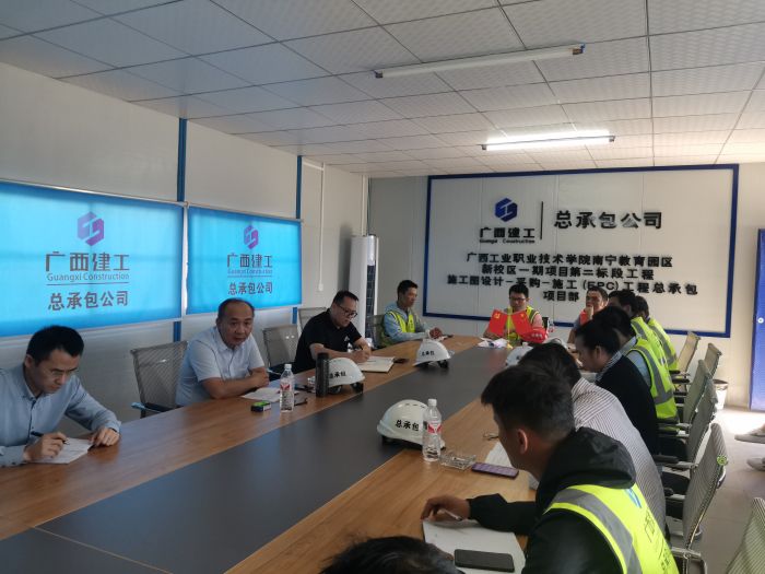 聚会现场。。。。。。。 贺勇 摄.jpg