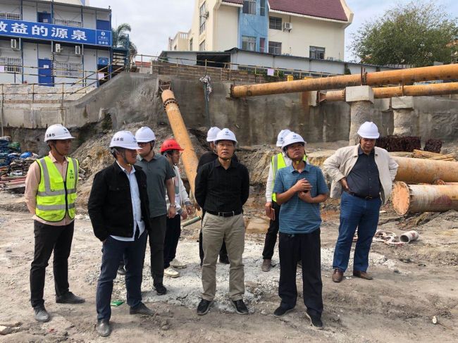 4现场检查指导。。。。。。。陆勤 摄.jpg