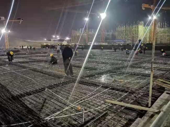 9  贯彻落实“5+2” “白+黑”。。。。。罗凯 摄.jpg