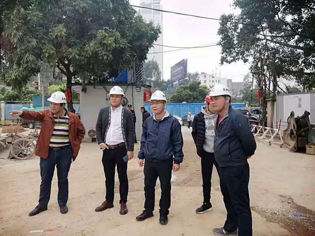 3检查现场。。。。。贺勇 摄（修图）.jpg