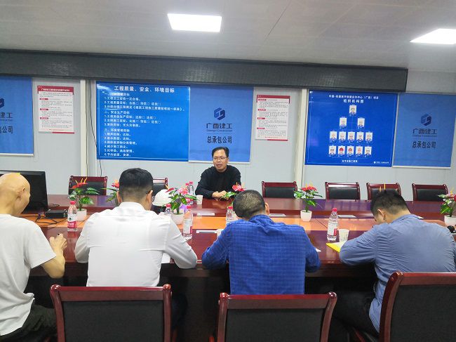 聚会现场。。。。。。刘华 摄（修图）.jpg