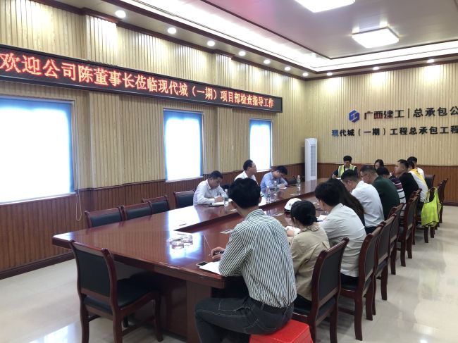 聚会现场。。。。。。卢永宁 摄.jpg