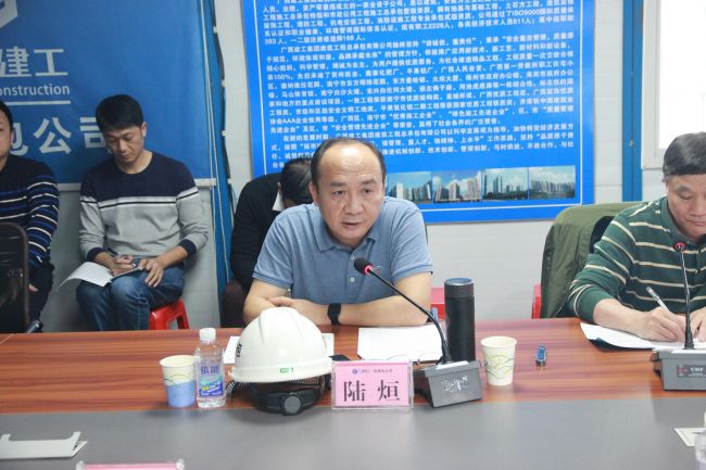 陆烜讲话。。。。。邓灿滨 摄.jpg