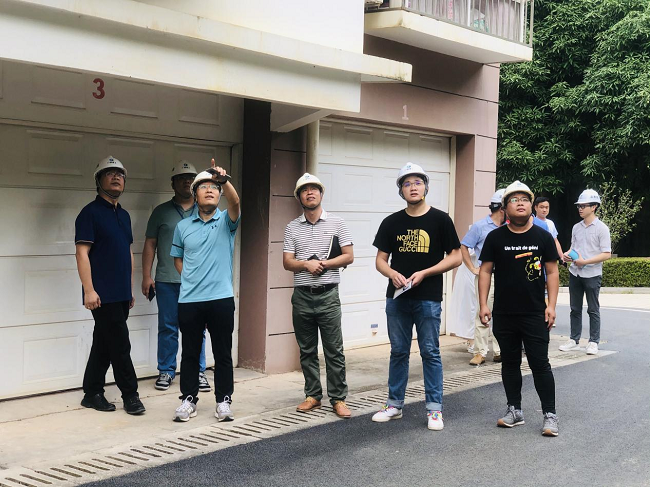 检查现场。。。。。。。。陈晓赟 摄（修图）.png