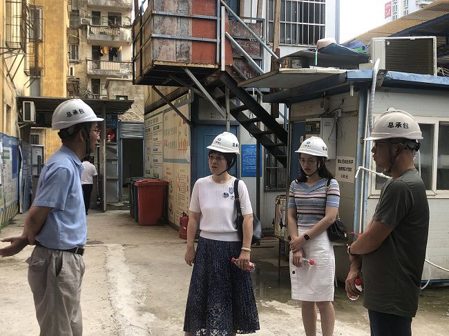 李红梅视察项目现场。。。。。。。商秋劲 摄（修图）.jpg