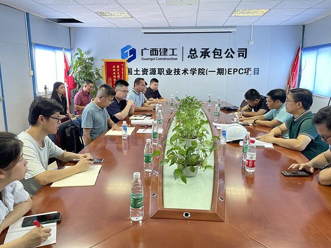 聚会现场。。。。。。。刘博群 摄（修图）.jpg