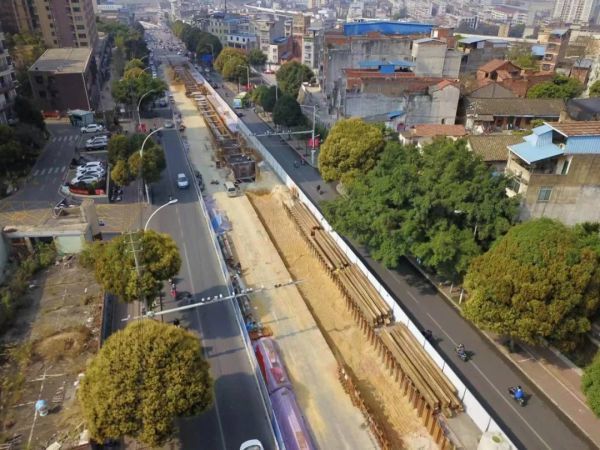 望州路项目现场。。。。。。廖卓政 摄（修图）.jpg