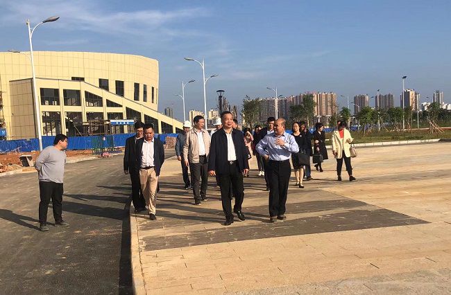 调研现场。。。。。。何传康 摄（修图）.jpg