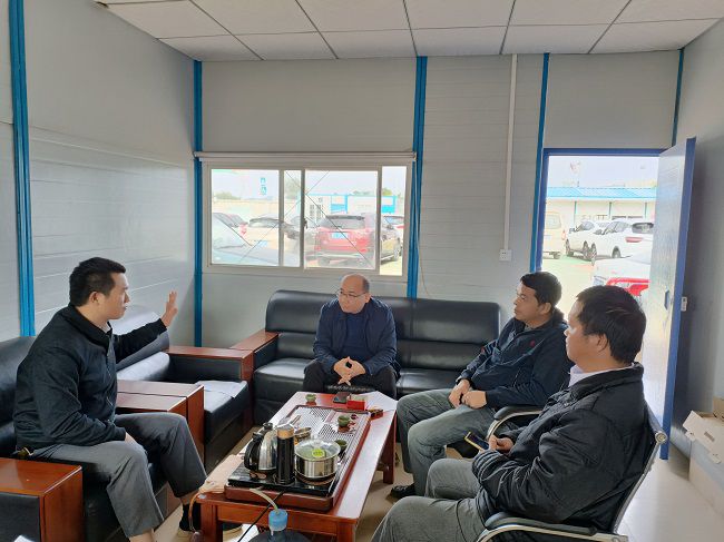 指导现场。。。。。莫杰妃 摄（修图）.jpg