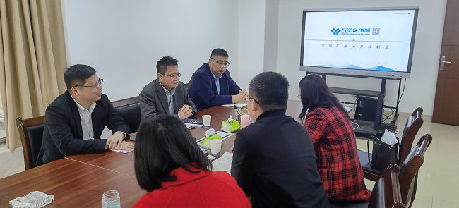 工业园聚会现场。。。。。刘华 摄（修图）.jpg