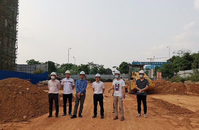 检查现场。。。。。。。陈柳林 摄（修图）.jpg