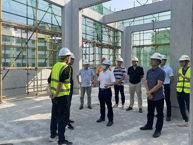 检查现场。。。。。。韦兵 摄（修图）.jpg