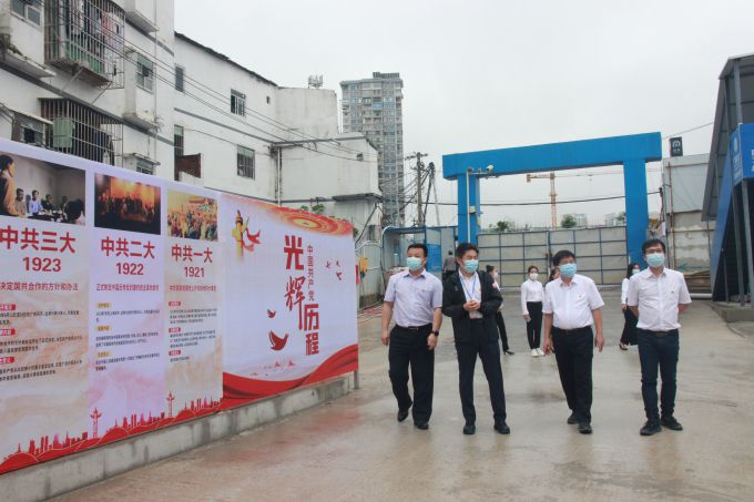 旅行“红色长廊”。。。。。。邓灿滨 摄（修图）.jpg