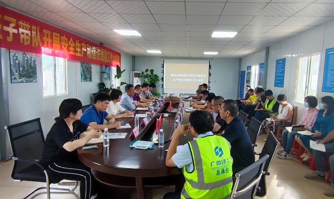 聚会现场。。。。。。。陈坤钊 摄（修图）.jpg