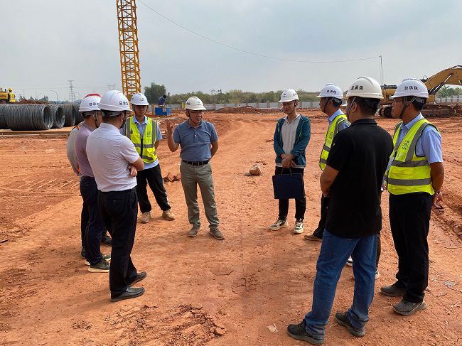 检查指导现场。。。。。。。陆娟娟 摄（原000图）.jpg