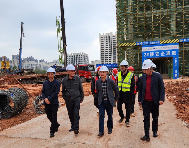 检查指导现场。。。。。林颖翔 摄（修图）.jpg