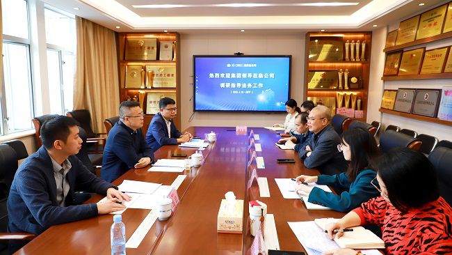 聚会现。。。。。。ㄐ尥00）.jpg