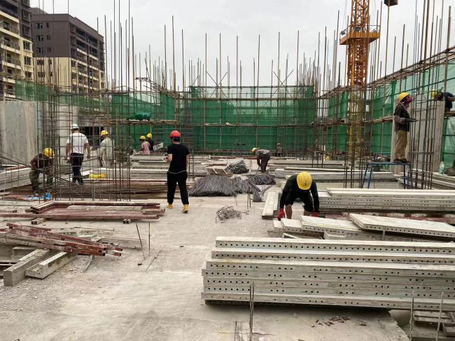 楼面施工。。。。。。。马小云 摄（修图）.jpg