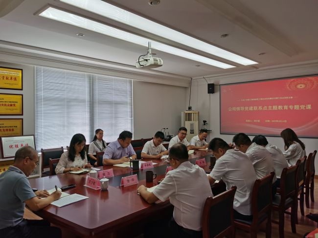 聚会现场。。。。。。。梁红玉 摄 （修图）.jpg