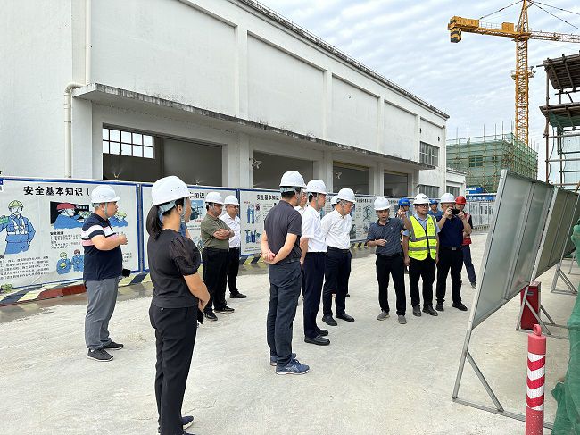 检查现场。。。。。。。ㄐ尥迹.jpg