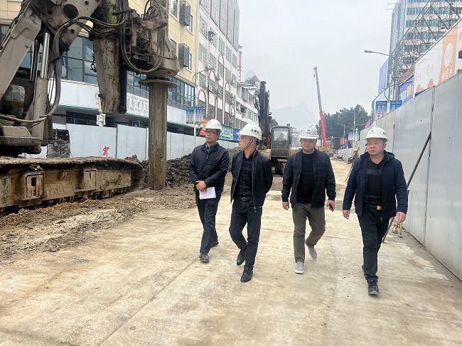 项目检查现场。。。。。。。李挺 摄（修图）.jpg