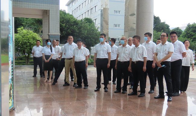 寓目犯法警示教育展览 修图.jpg